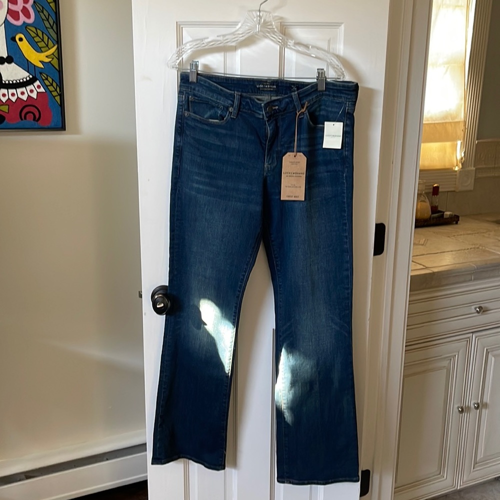 Women’s Lucky brand jeans